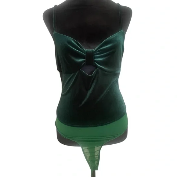 Lulus Undeniably Cute Emerald Green Velvet
Bow Bodysuit,Medium - Picture 8 of 9